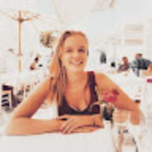 Meet your Posher, Julie